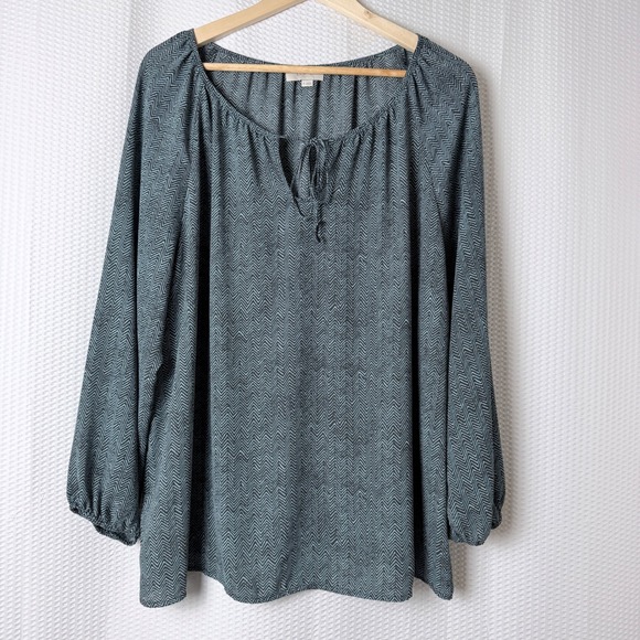 Loft Outlet Tops - Loft Outlet Blouse Women XL Blue Gray Chevron Tie Neck Balloon Sleeve Relaxed